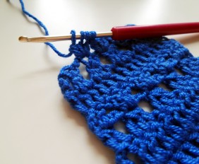 Encyklopedia Szkoły Szydełkowania, Szkoła Szydełkowania, oczka przerabiane razem