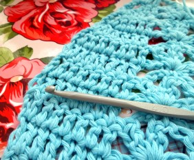 Szkoła Szydełkowania, szydełkowy kardigan, crochet cardigan, tutorial