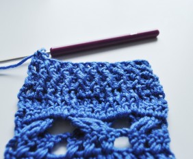Szkoła Szydełkowania, oczka skrzyżowane, misja: szydełkowe warkocze, crochet cable, słupki reliefowe